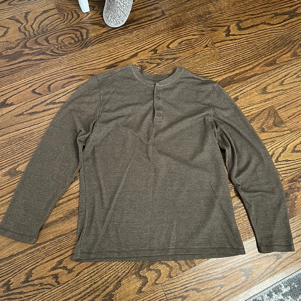 Men’s long sleeve